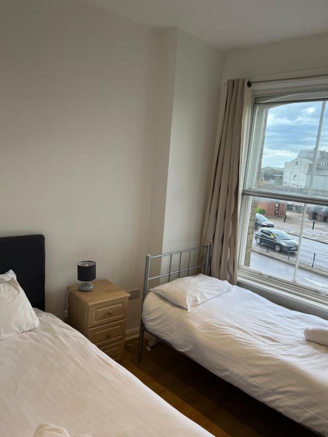 Entire Flat With View To River Yare, H 1 Great Yarmouth Ngoại thất bức ảnh